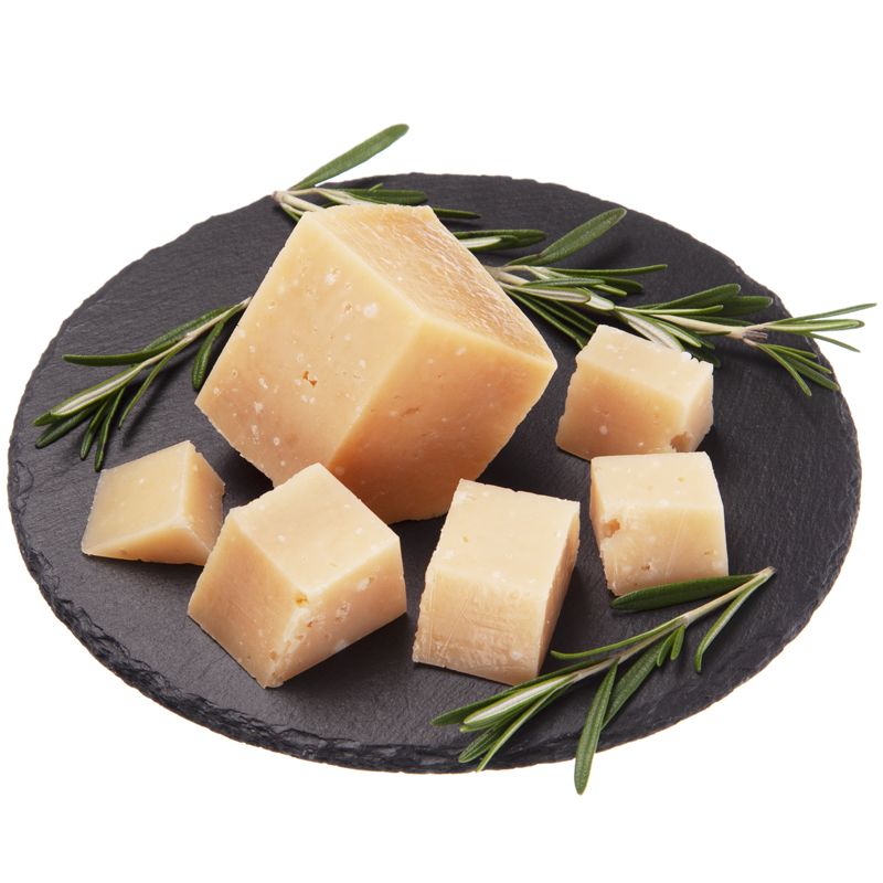 Сыр полутвердый Ординский из козьего молока Деликатеска 180г