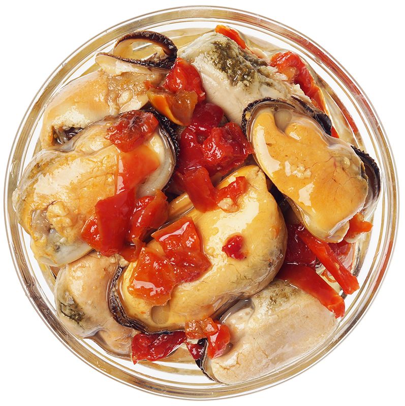 Мидии чилийские в масле с копченой паприкой 200г икра трески с творожным сыром вялеными томатами и зеленью лунское море 135г