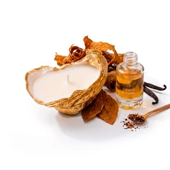 Свеча ручной работы "Табак и ваниль" 1шт