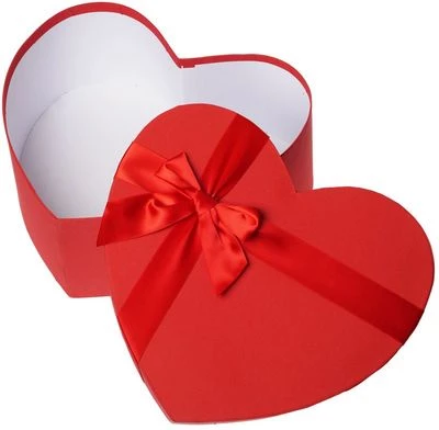 Коробка для цветов в форме сердца большая-1}