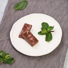 Шоколад молочный без сахара с малиной Пища богов 30г