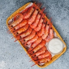 Креветки северные с соусом спайси  200гр