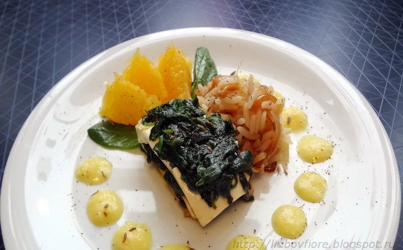 Мильфёй из тофу и шпината