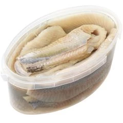 Сельдь тихоокеанская слабосоленая филе в масле Деликатеска 500г