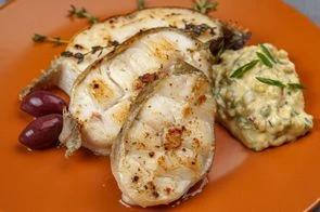 Стейки трески с соусом тартар