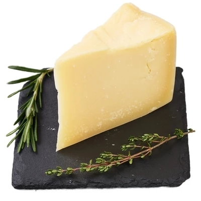 Сыр  твердый Пармезан 37% жир. Деликатеска ~200г-0}