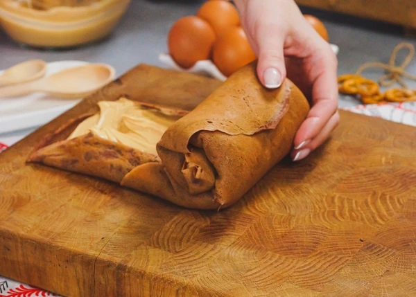 Свернуть рулет. 
