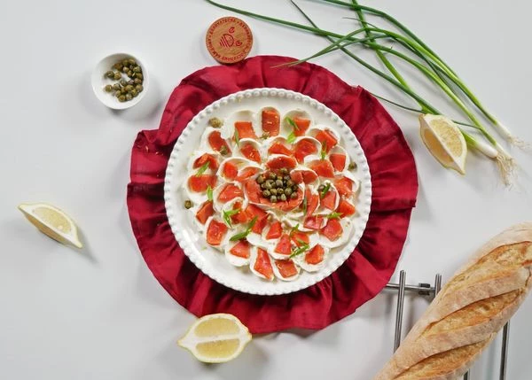 Оформить нарезанным зеленым луком и цедрой лимона. Приятного аппетита! 

