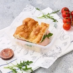 Сэндвич фокачча с мортаделлой и моцареллой от Шефа 140г