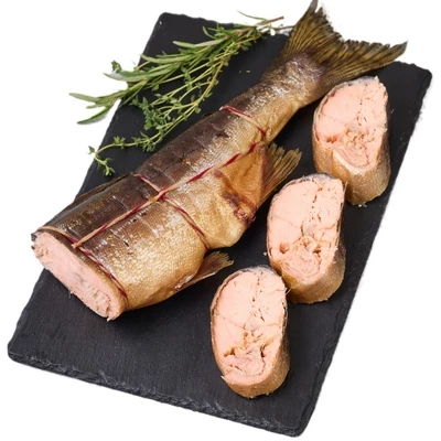 Горбуша тушка потрошеная без головы горячего копчения Деликатеска ~850г-0}