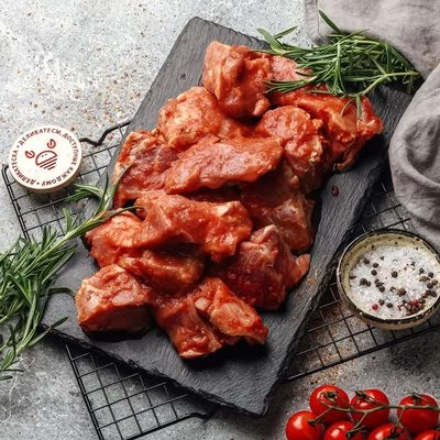 Шашлык из свиной шеи маринованный в томатах со специями от Шефа ~1кг-0}