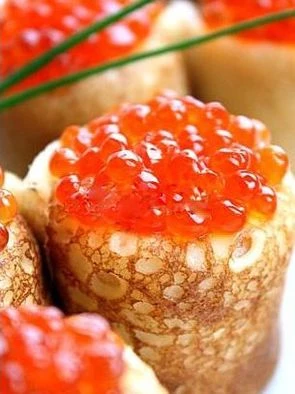 Блинчики с красной икрой