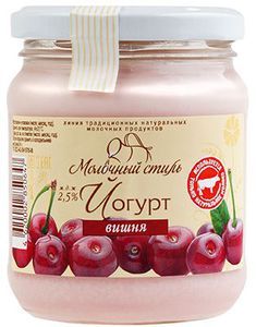 Йогурт вишневый 2,5% жир., Молочный стиль 250г
