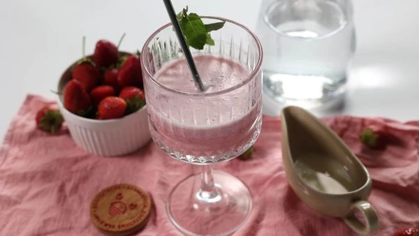 Перемешать. Подавать к столу.