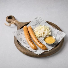 Баварские колбаски с капустой 