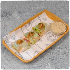 Спринг-ролл с лососем 120г