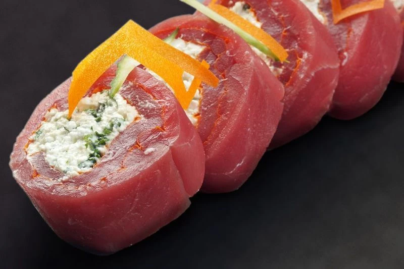 Тунец с творожным кремом