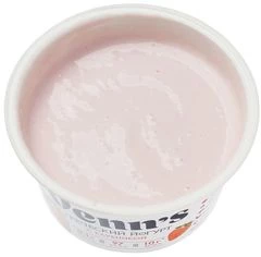 Йогурт Греческий обезжиренный с клубникой сливочный густой с высокой концентрацией белка Venn`s130г