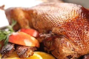 Гусь, запеченный к празднику