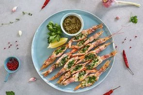 Аргентинские креветки с травами