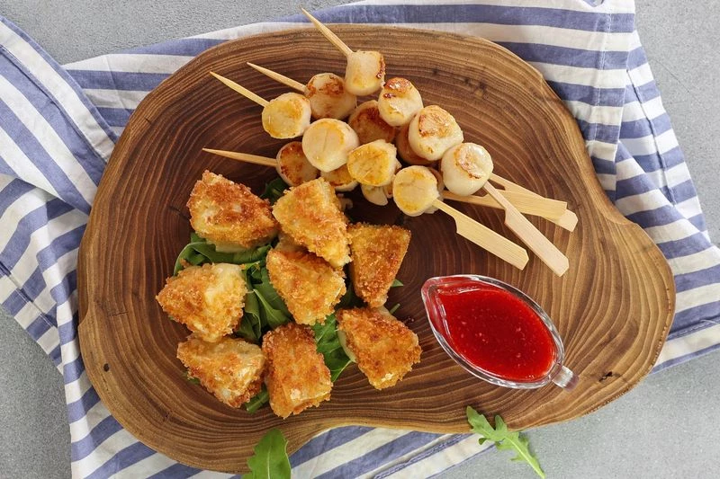 Хрустящий камамбер с гребешками