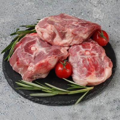 Стейк из шеи на кости ягненка фермерского охлажденного ~650г-0}