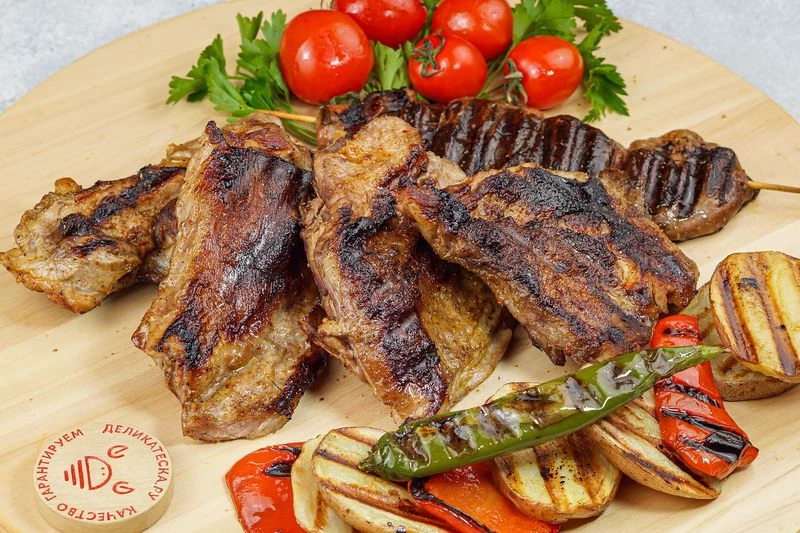 Нутрия на гриле с овощами