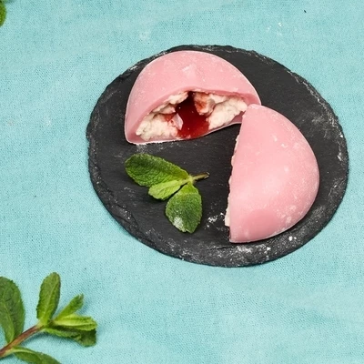 Десерт Моти Клубничный Милкшейк 50г-1}