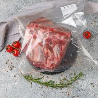 Говядина тонкий край на кости охлажденная из мяса молодого бычка ~900г-1}