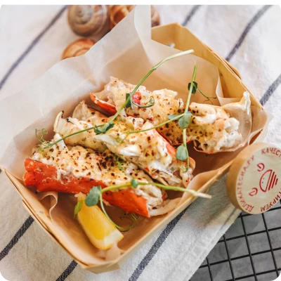 Камчатский краб запеченный с трюфельным соусом и пармезаном 1шт-0}