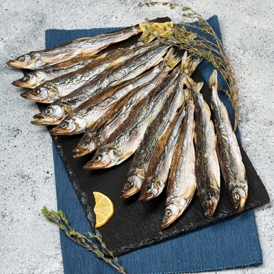 Корюшка зубатка вяленая Охотская ~300г-1}