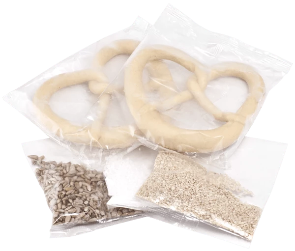 Разморозить при комнатной температуре 15-20 минут, вынув из упаковки на противень.