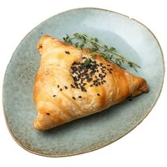 Самса с говядиной Деликатеска 110г