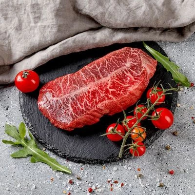 Говядина мраморная стейк из лопатки Wagyu от Шефа ~250г-0}