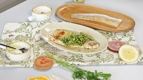 Судак с сальсой из оливок