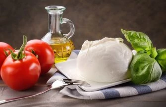 Моцарелла, страчателла, буррата: в чем разница?