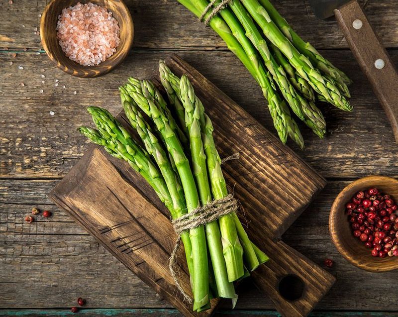 Зеленая спаржа: все о пользе и способах приготовления