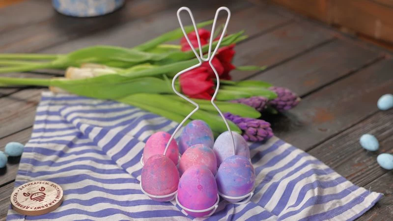 Красим яйца