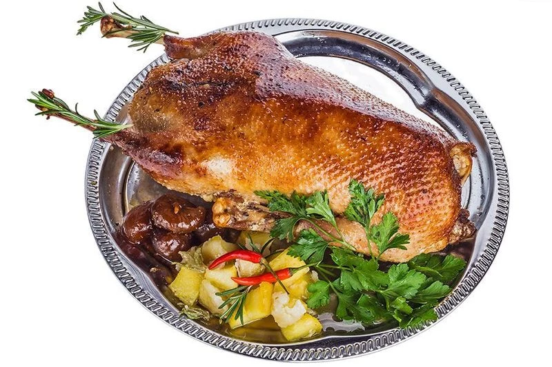 Мулард запеченный с яблоками