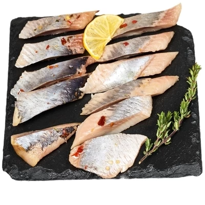 Сельдь филе-кусочки в масле по-королевски Деликатеска 210г-0}