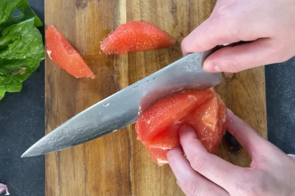 Нарезать на сегменты. 
