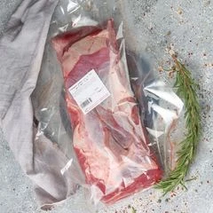 Говядина ребра на кости охлажденные из мяса молодого бычка ~800г