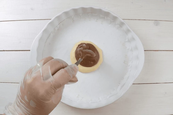 Затем коричневого и так, пока тесто не закончится. 