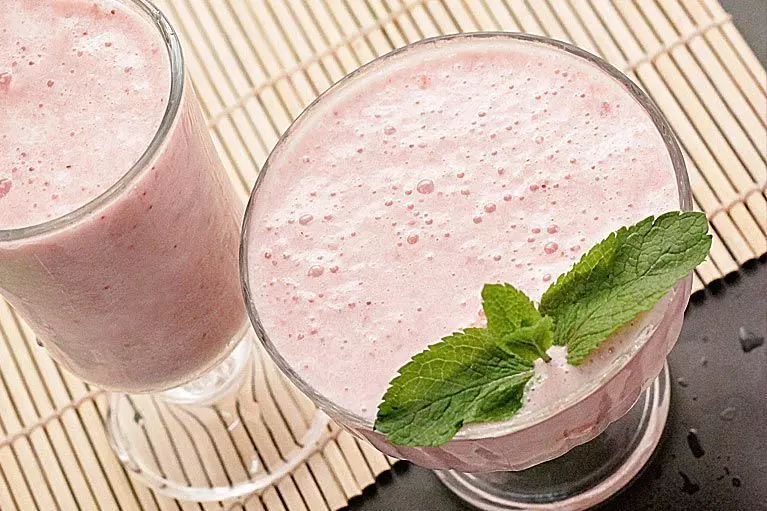 Клубничная Пина Колада - Кулинарный рецепт приготовления от Деликатеска.ру