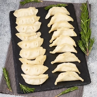 Гёдза с говядиной Деликатеска 500г-1}