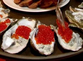 Тар-Тар из устриц с красной икрой
