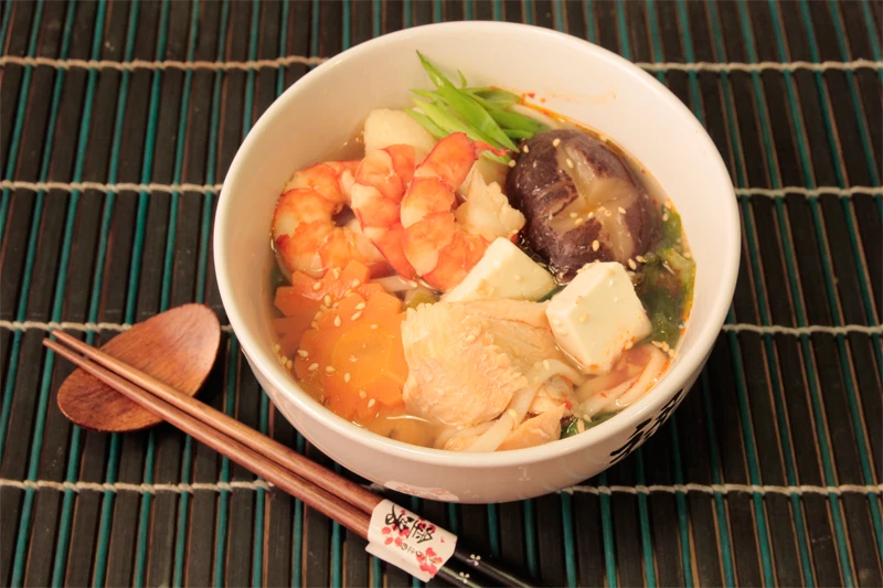 Кимчи набэ - острый японский суп 