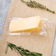 Сыр Костромской Кремль Деликатеска 45% жир. ~200г