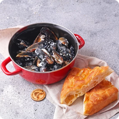 Мидии в соусе Горгонзола 1шт-0}