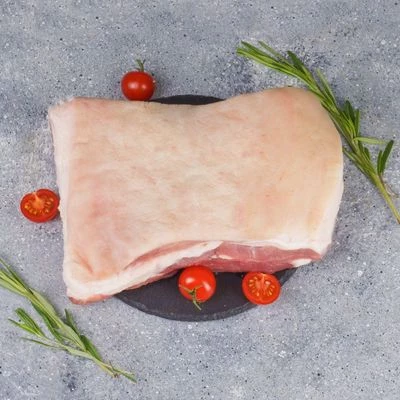 Грудинка свиная бескостная охлажденная на шкуре ~850г-1}